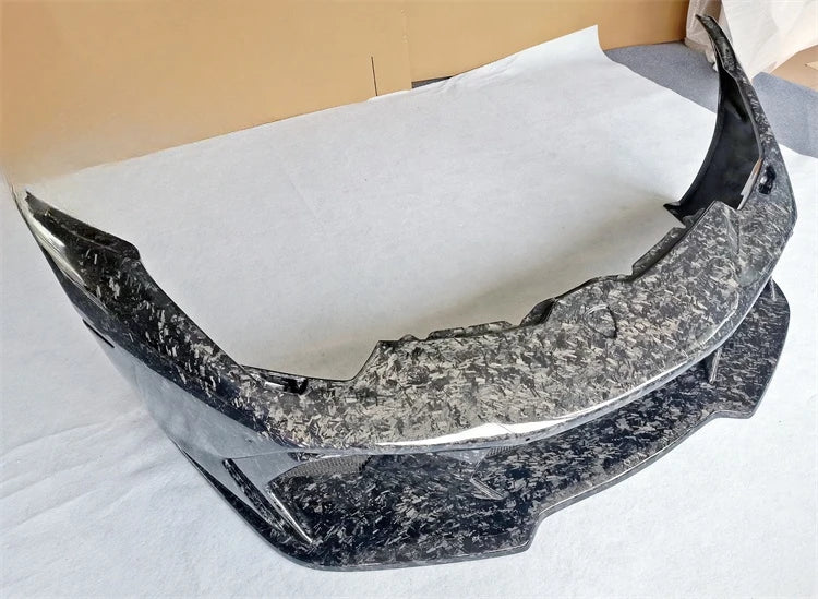 LP580 LP610 High quality V-shaped forged carbon fiber front bumper