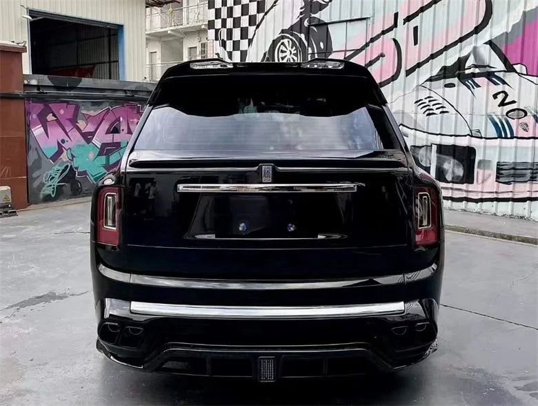M style Forged carbon fiber Body Kit For Rolls-Royce Cullinan Car